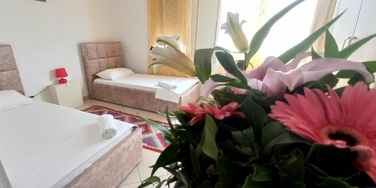 Guesthouse Bela Tirana Exterior photo